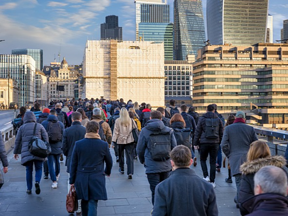 people crossing london bridge
